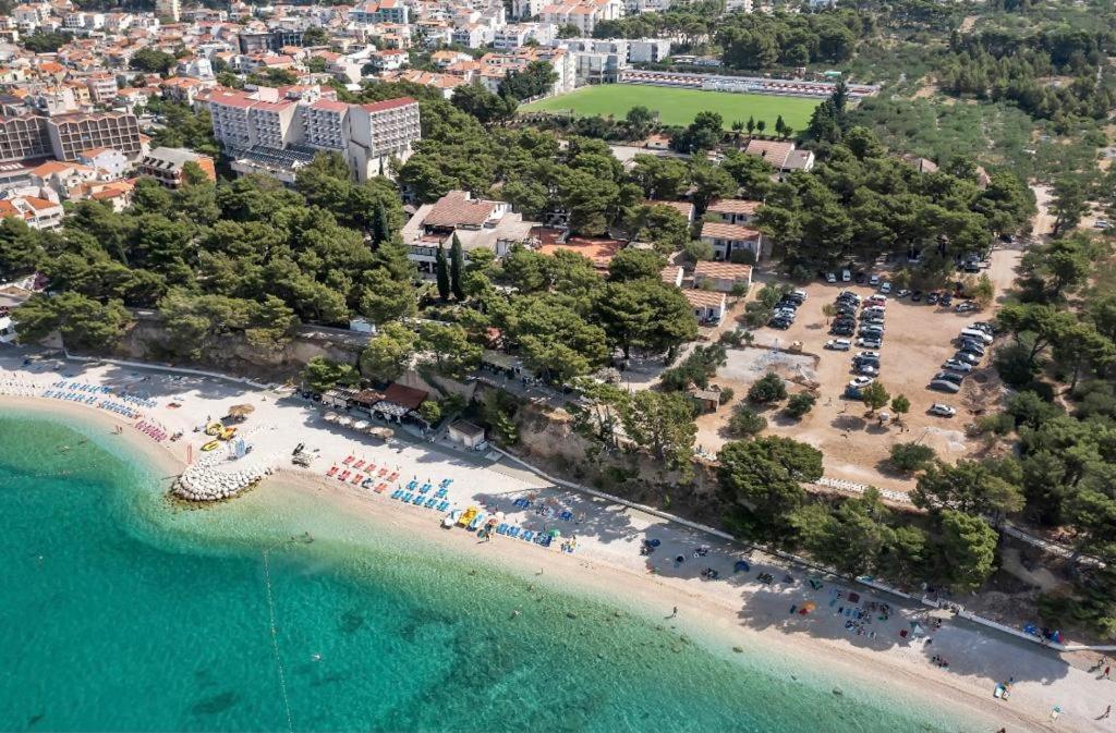 Family Resort Urania Baška Voda Exterior foto
